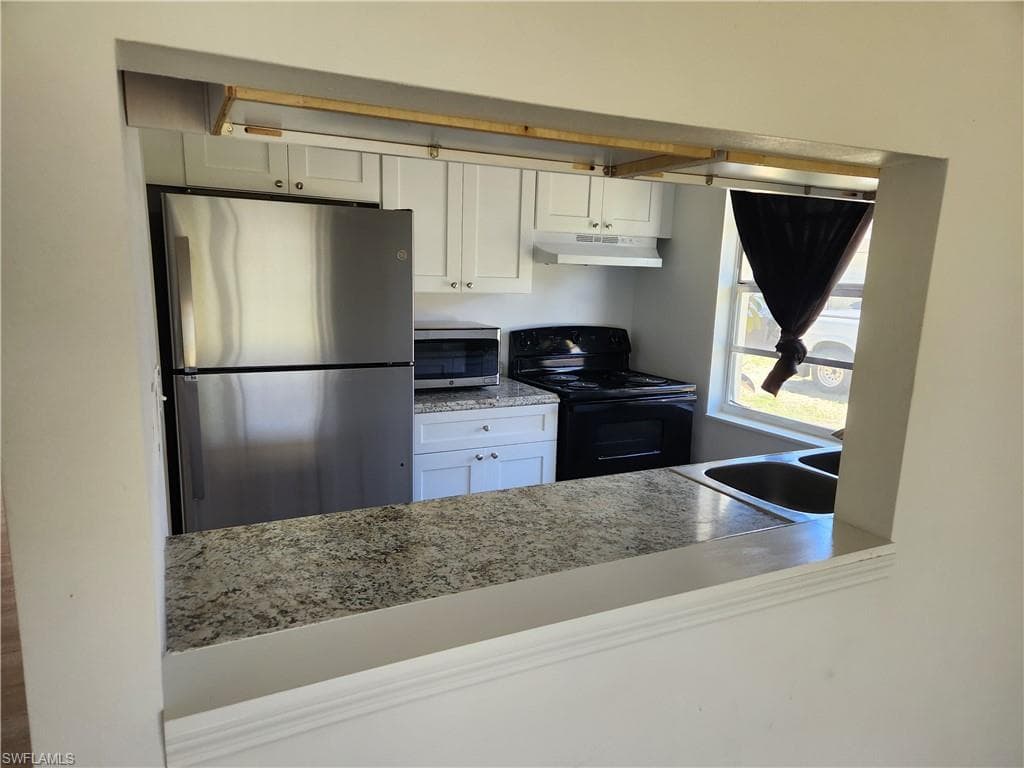 11370 & 11368 Summerwinds CT 70-34