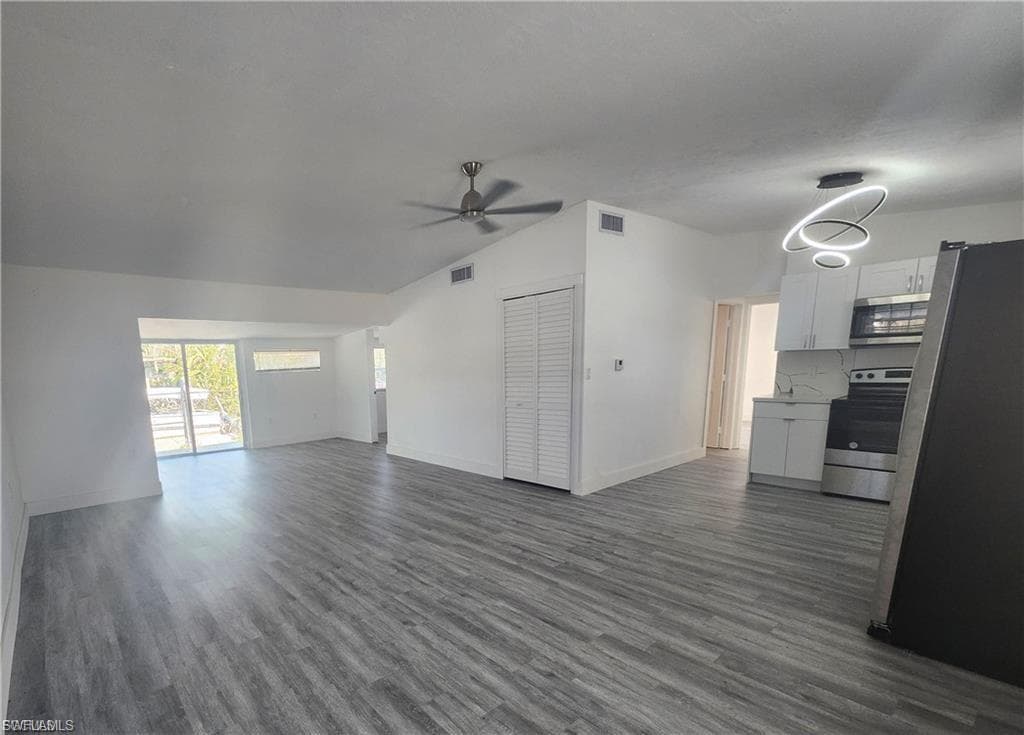 2248 Marina Park DR-3