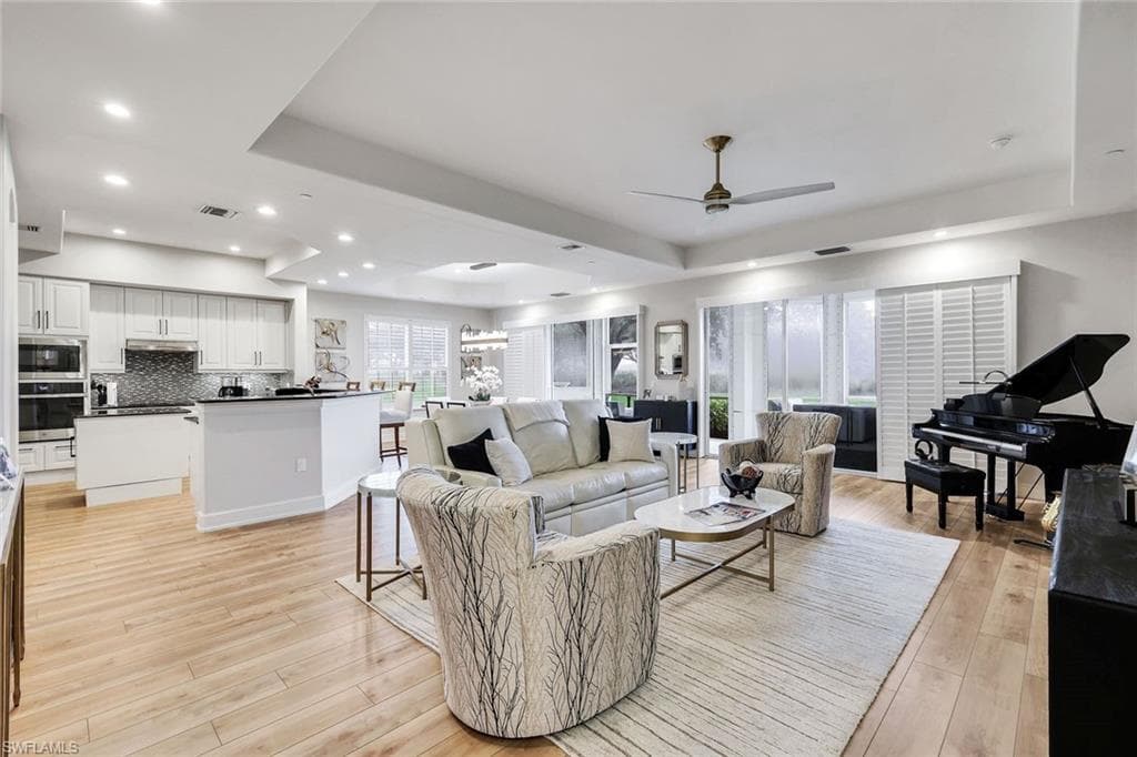 588 Avellino Isles CIR 20101-6