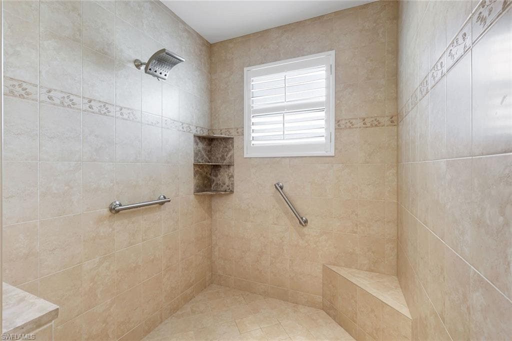 588 Avellino Isles CIR 20101-20