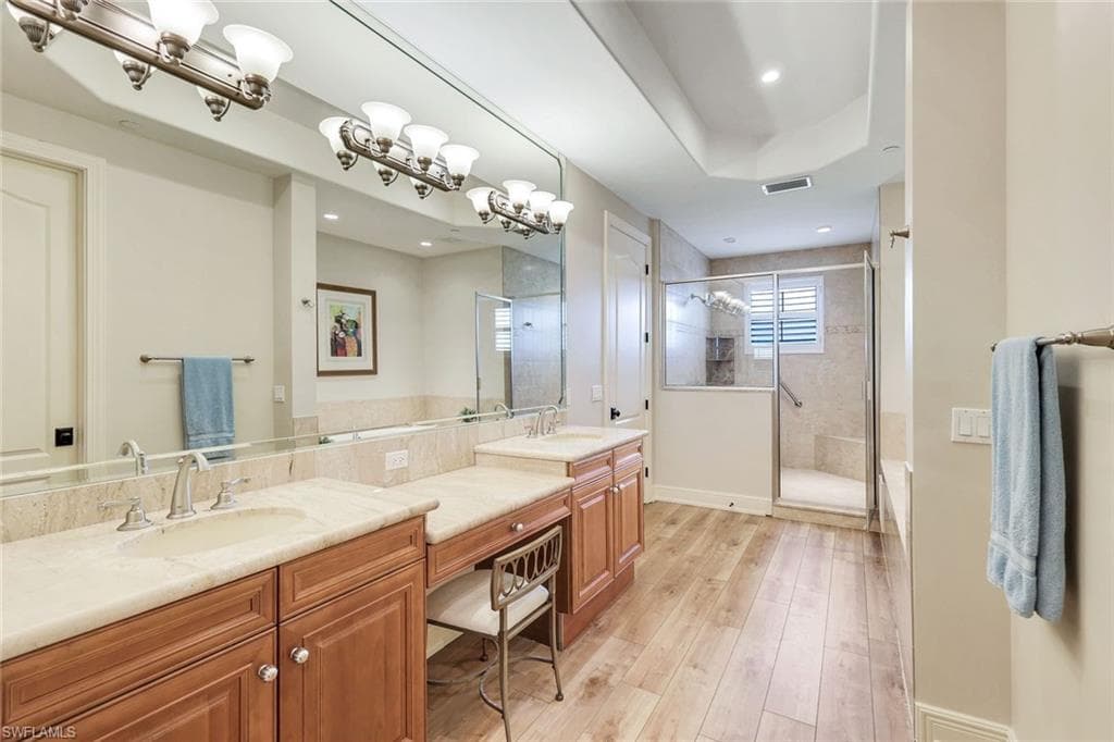 588 Avellino Isles CIR 20101-19
