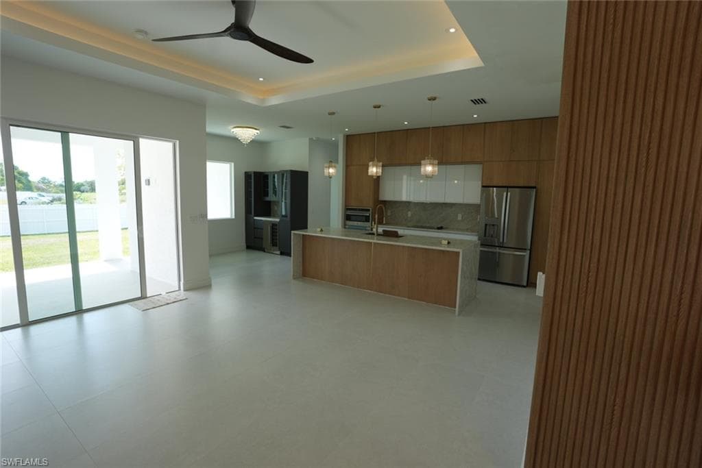 1502 Sara AVE S-27