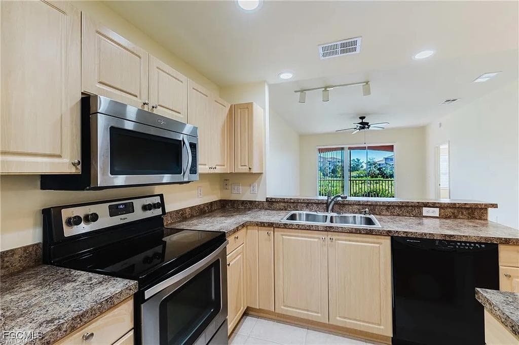 15989 Mandolin Bay DR 204-2