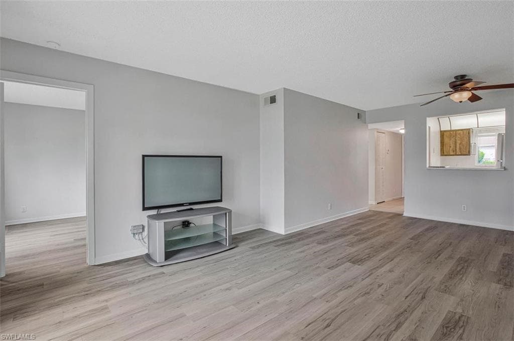 4306 27th CT SW 102-1