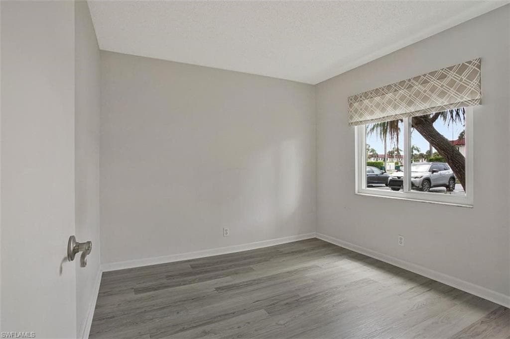 4306 27th CT SW 102-3