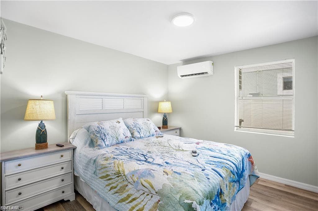 412 Harbor CT-4