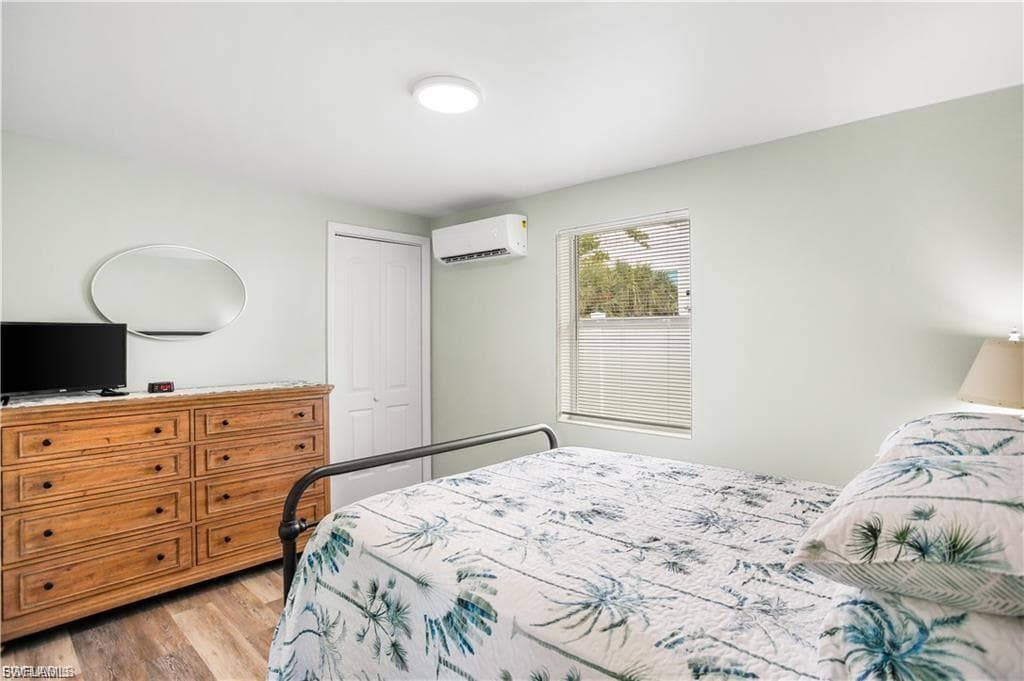 412 Harbor CT-13