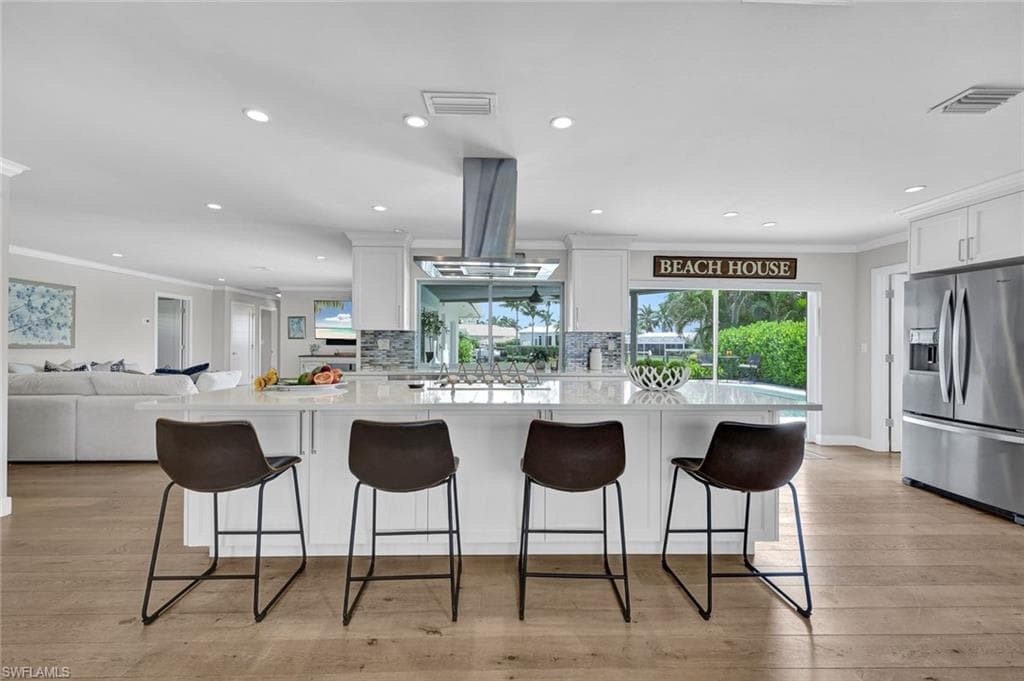 2140 Shad CT-18