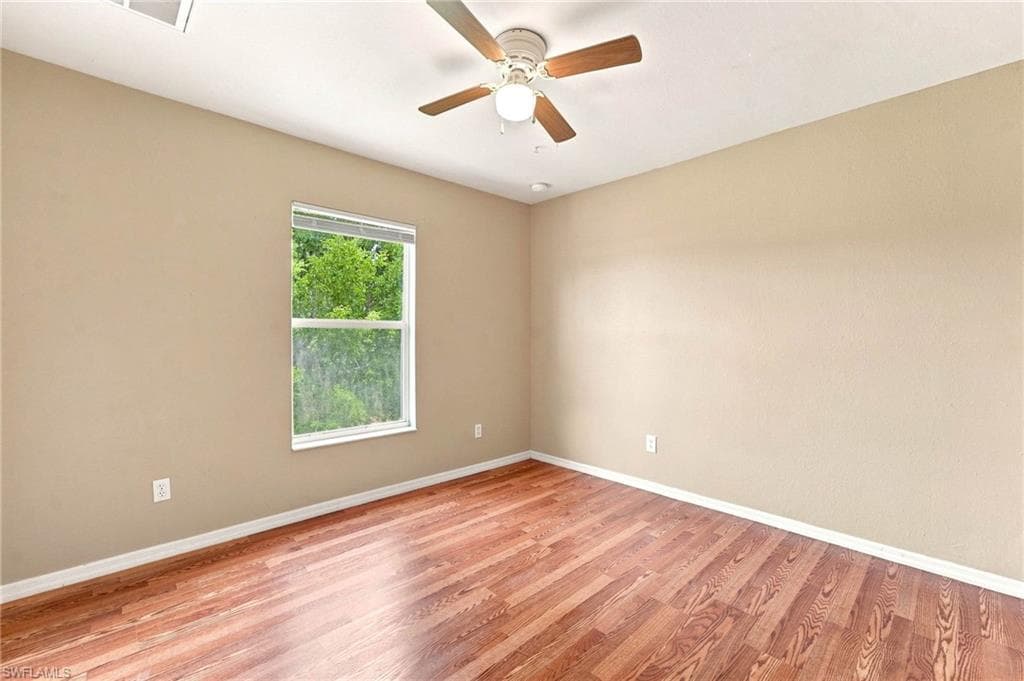 117 Shadow Lakes DR-23