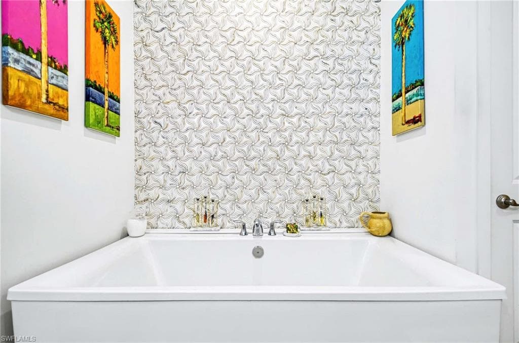 13045 Pembroke DR-18