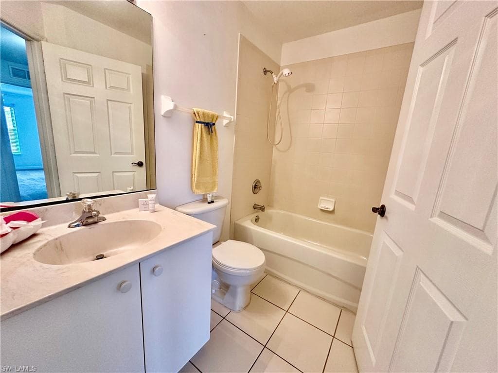 3614 Pine Oak CIR 103-22