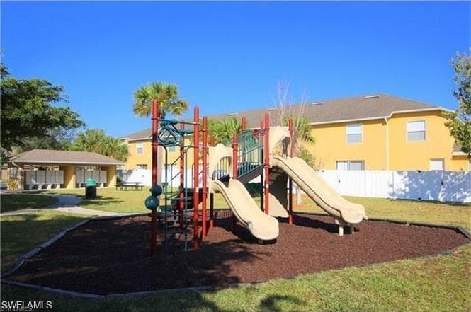 3614 Pine Oak CIR 103-42