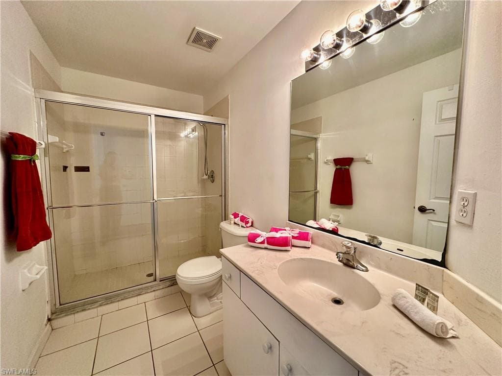 3614 Pine Oak CIR 103-18