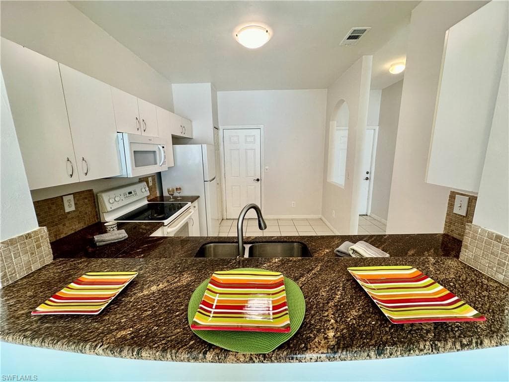 3614 Pine Oak CIR 103-7