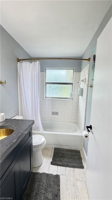 311 Schoolside DR-6