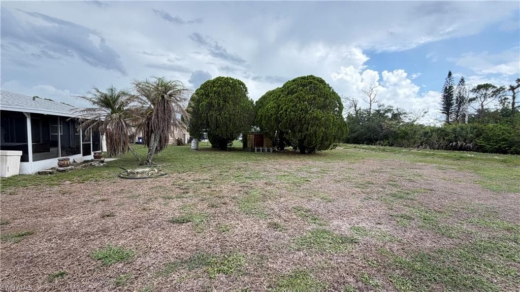 311 Schoolside DR-14