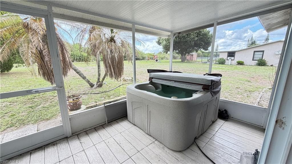311 Schoolside DR-10