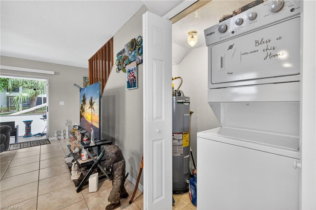 5027 SW 16th PL 101-14