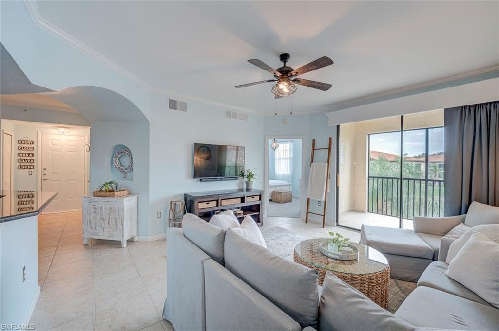 12940 Positano CIR 304-1