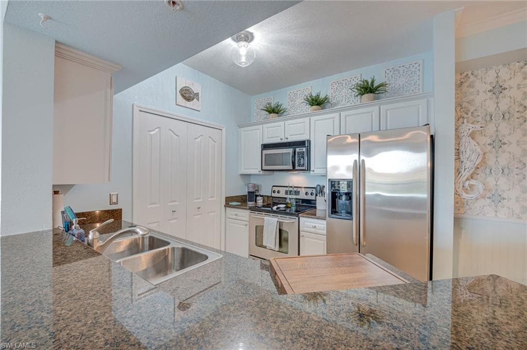 12940 Positano CIR 304-5