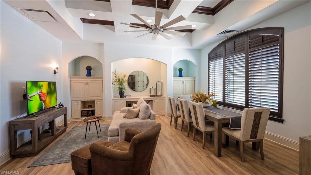 12940 Positano CIR 304-19