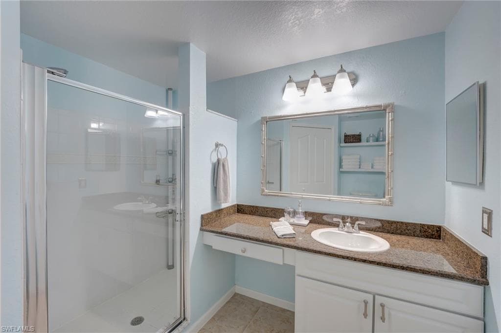12940 Positano CIR 304-10