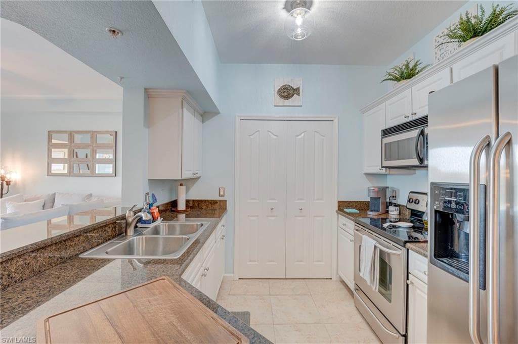 12940 Positano CIR 304-3