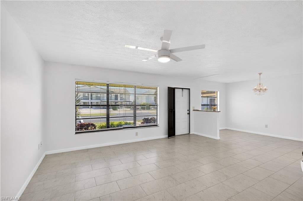 3916 SE 11TH PL 503-5