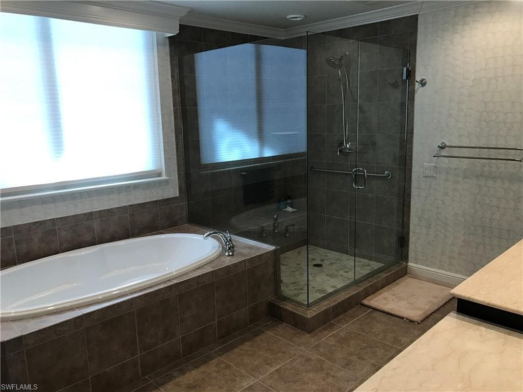 24011 Via Castella DR 2503-14