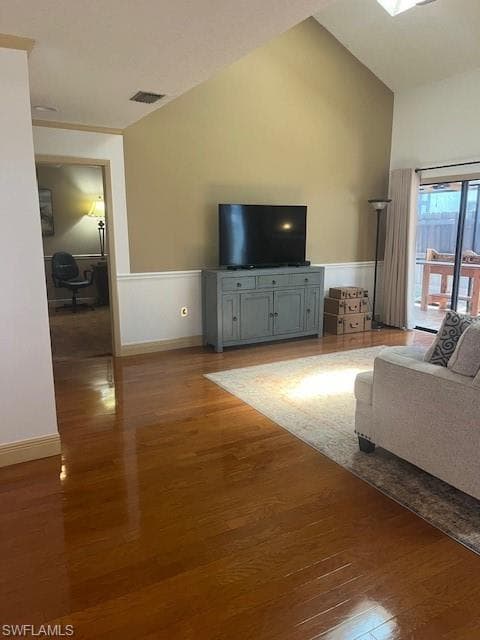 840 Meadowland DR J-7