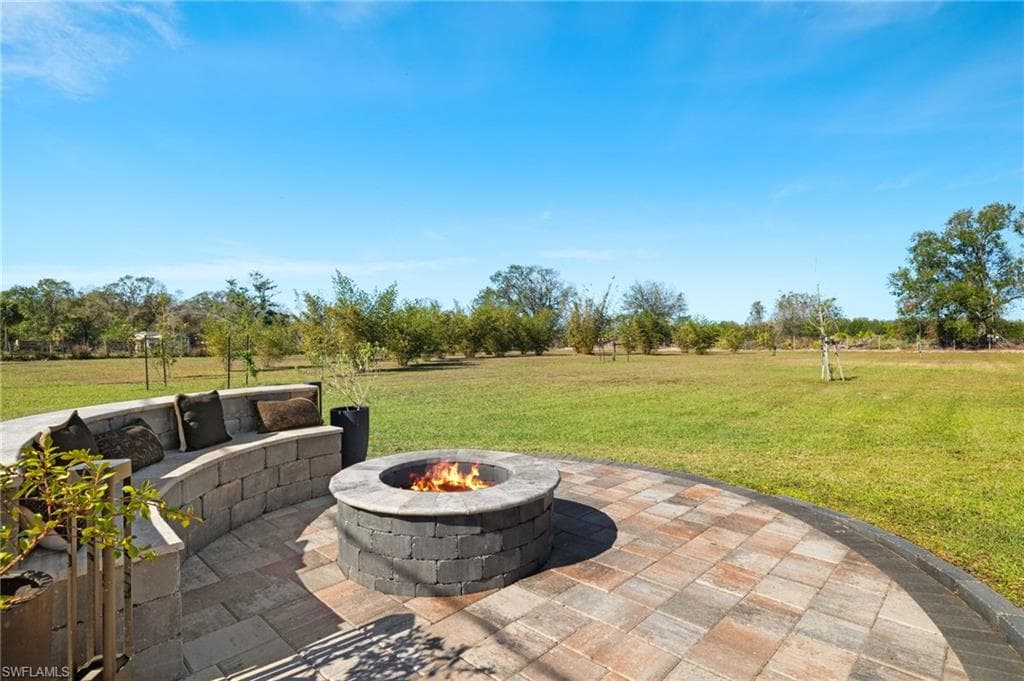 2222 SE McClelland DR-35