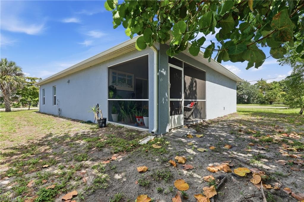 2303 Ben ST S-21