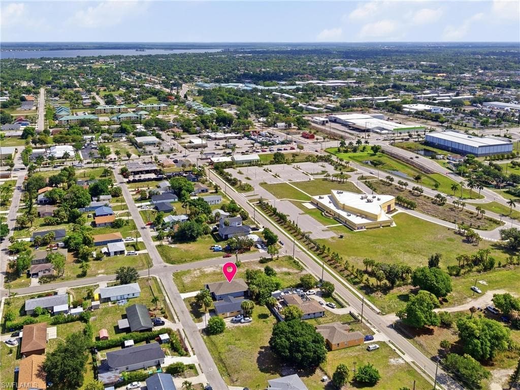 2303 Ben ST S-24