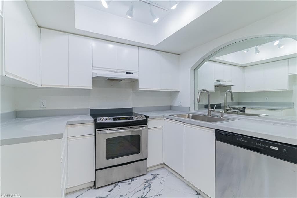 107 Blue Ridge DR 21-37