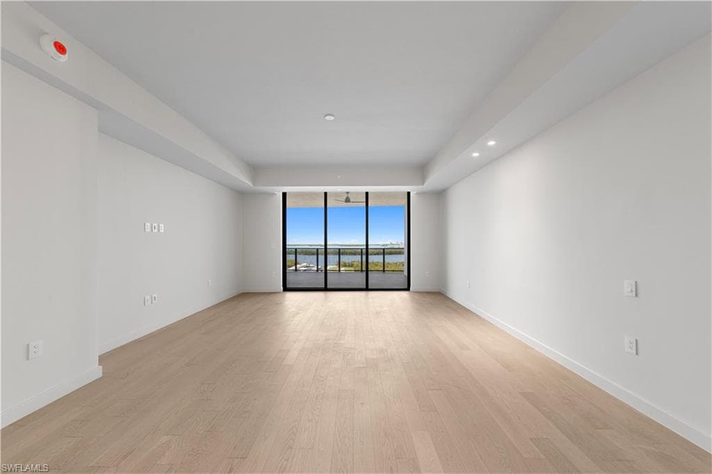 5100 Seagrass BLVD 503-14