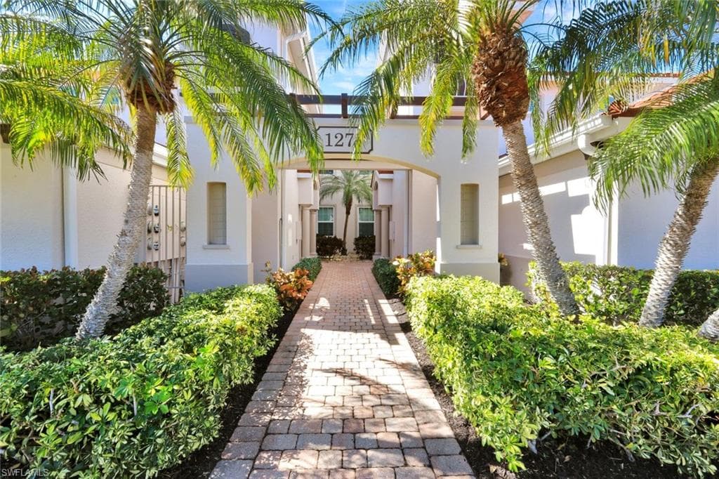 1277 RIALTO WAY 201-26