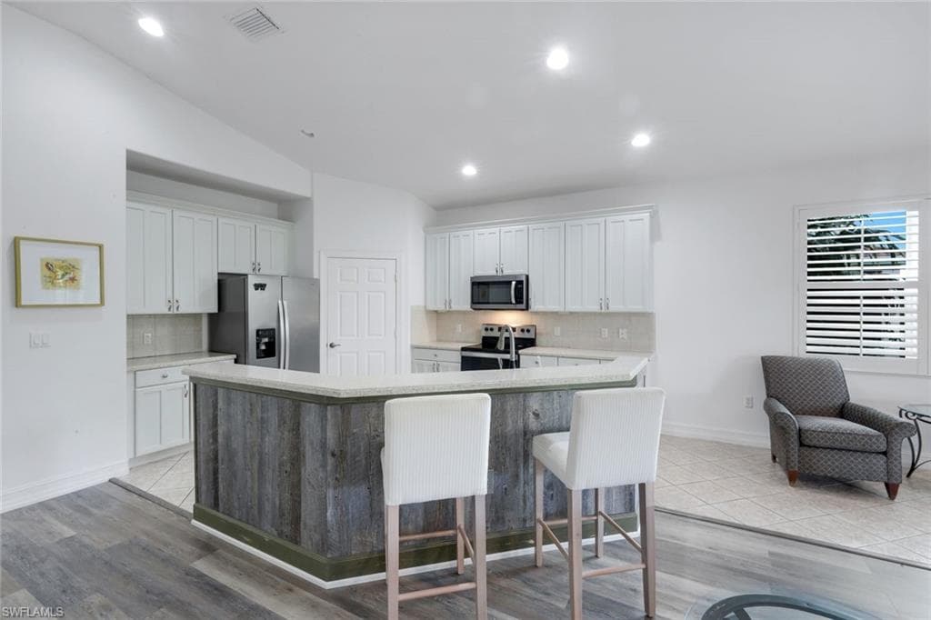 1277 RIALTO WAY 201-11
