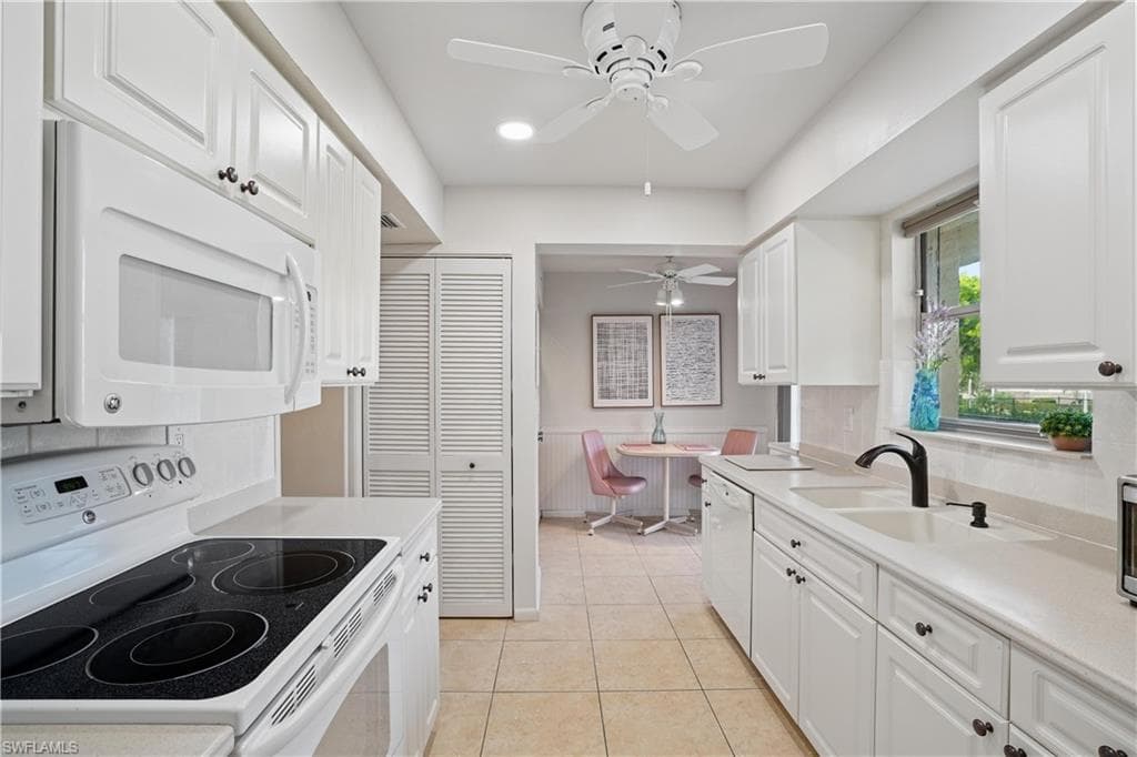931 Collier CT A201-6