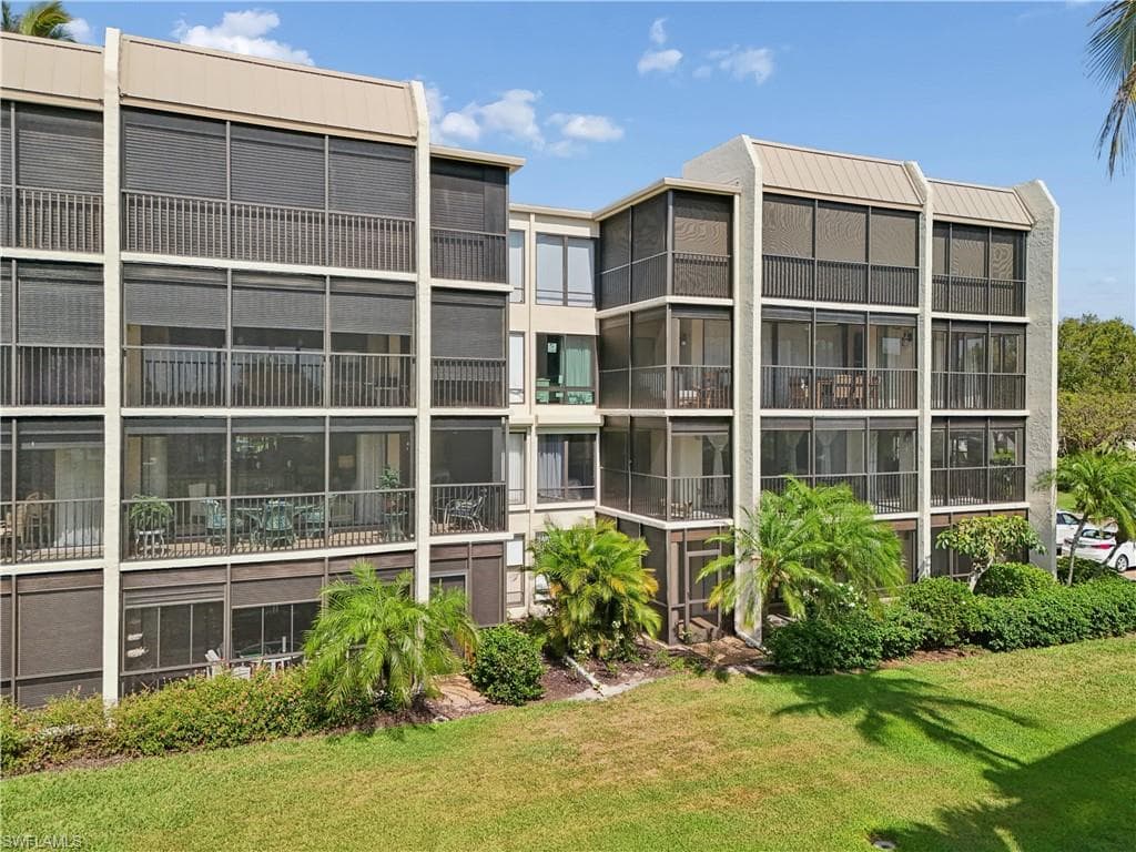 931 Collier CT A201-4