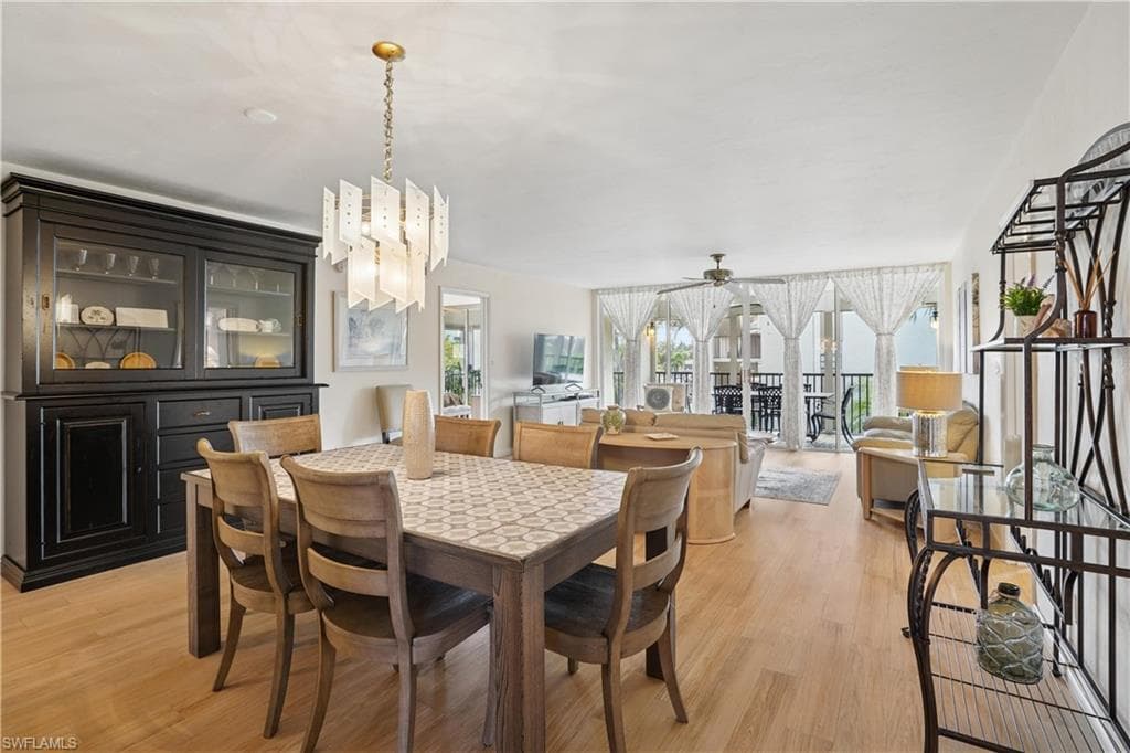 931 Collier CT A201-10