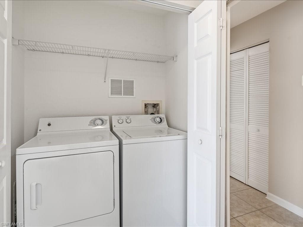 25064 Peacock LN 101-15