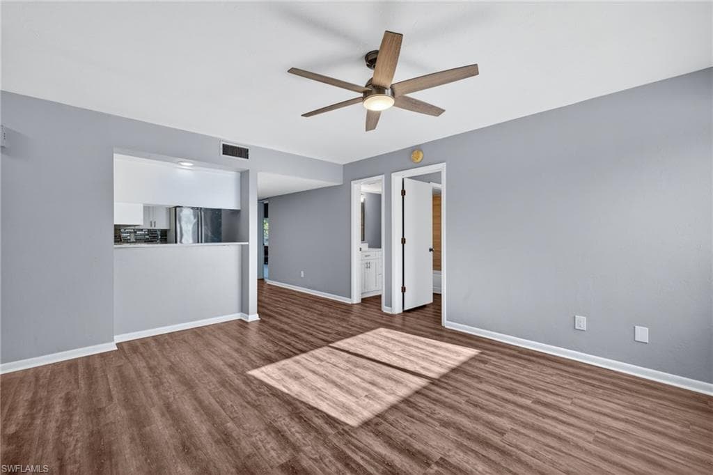 4904 Vincennes ST 102-15