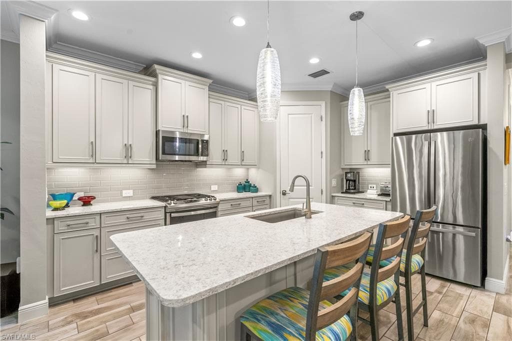 11636 Solano DR-18