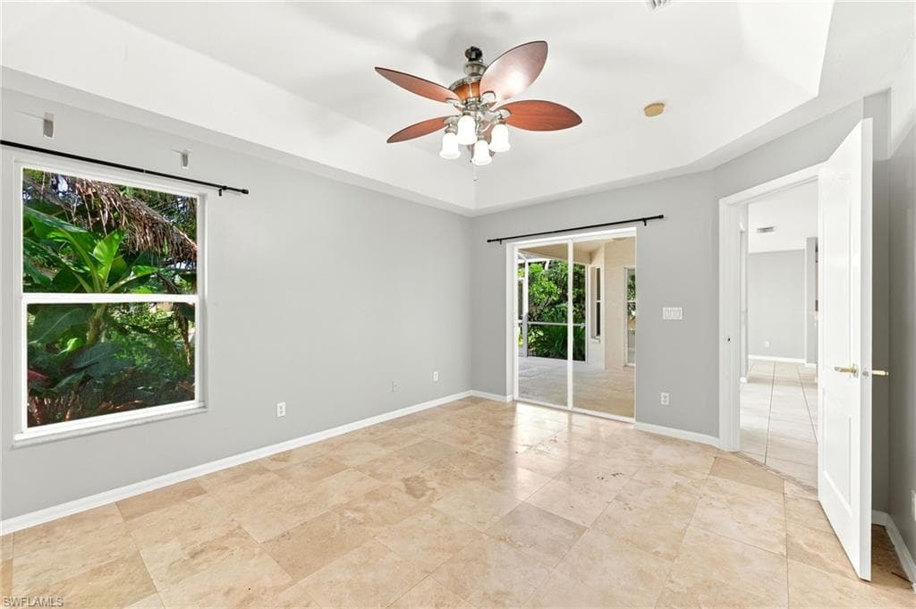 25925 Pebblecreek DR-28