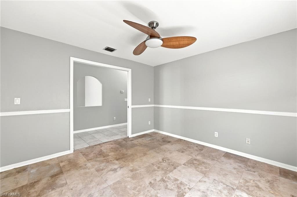 25925 Pebblecreek DR-24
