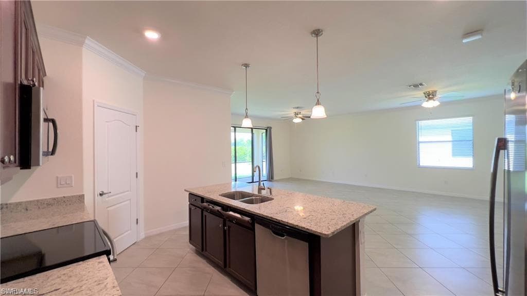 14060 Vindel CIR-8