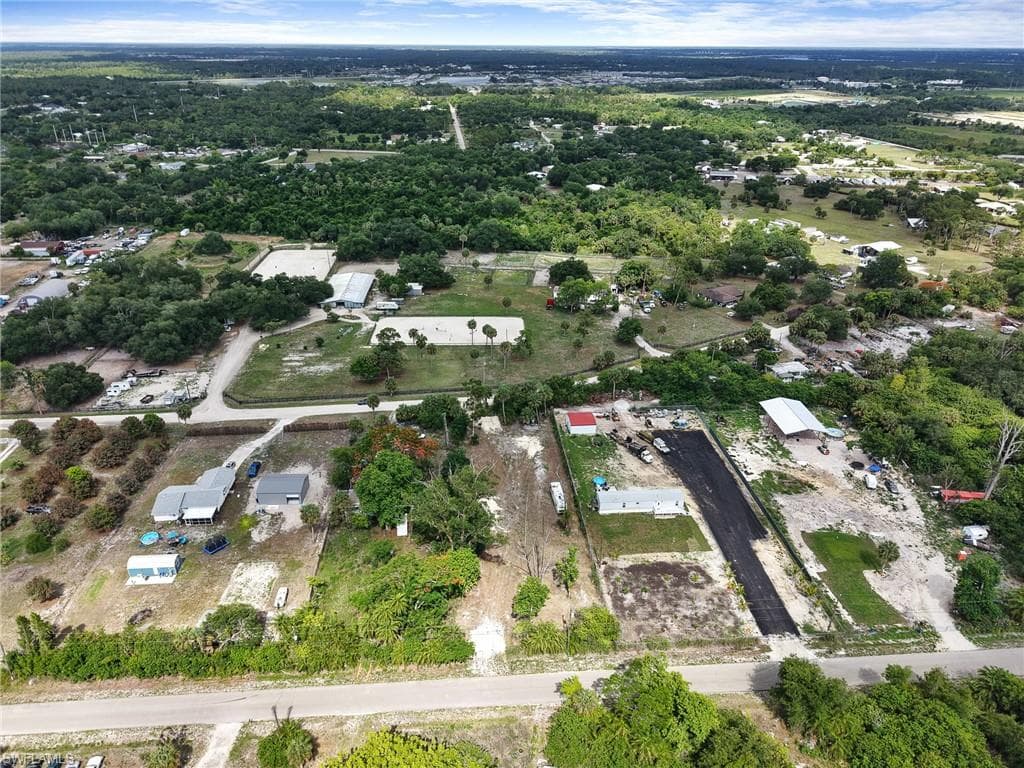 17761 Shelby LN-8