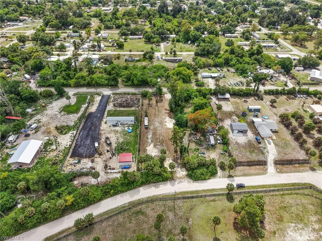 17761 Shelby LN-7