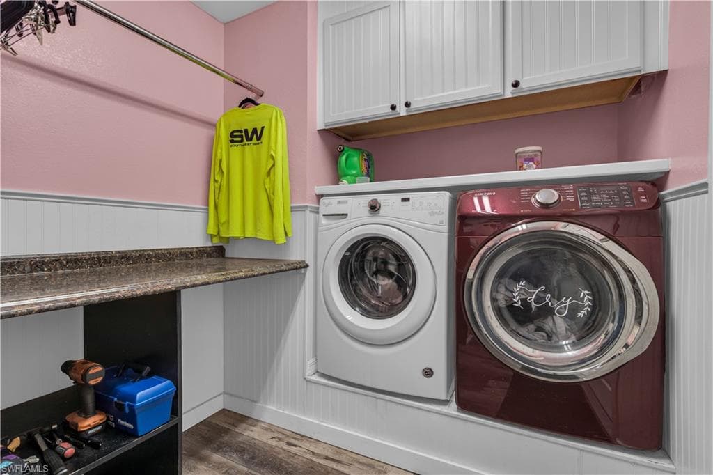1385 Pine AVE-24