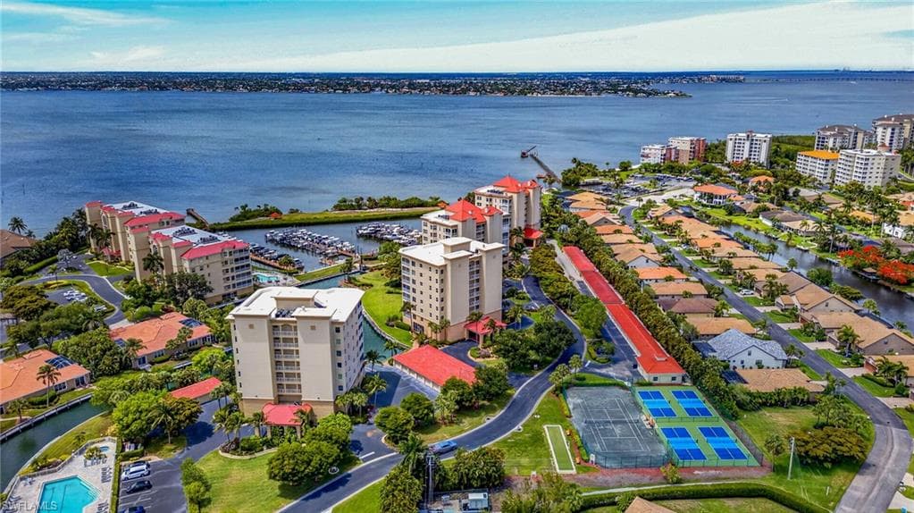 15117 Ports Of Iona DR-38
